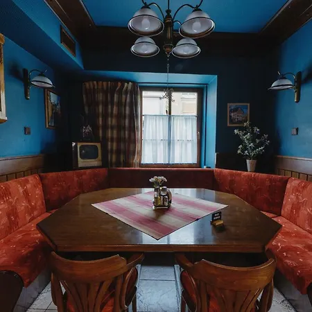Taverna Яворник