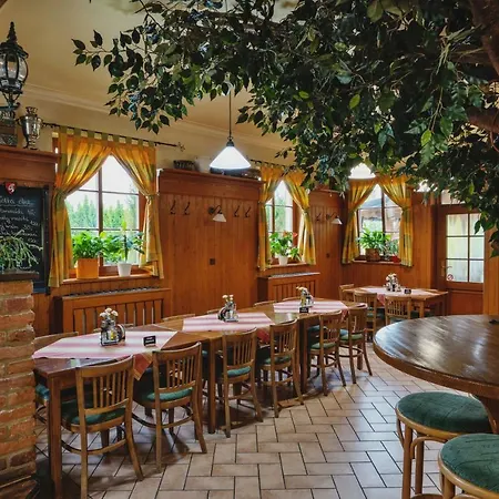 Taverna Отель *