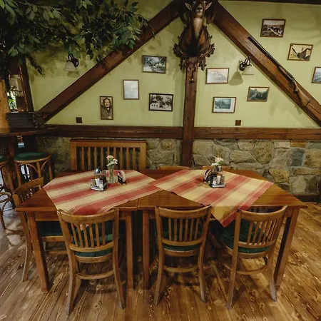 Taverna Яворник