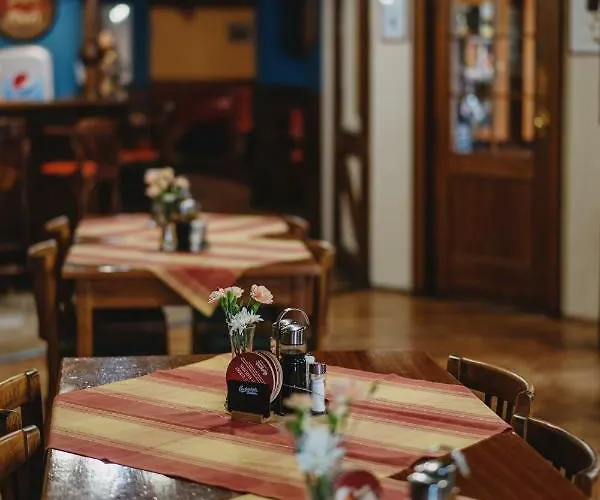 Hotel Taverna Javorník