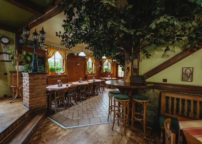 Taverna Отель