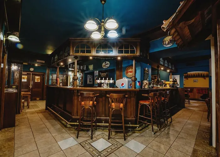 Taverna Отель Яворник