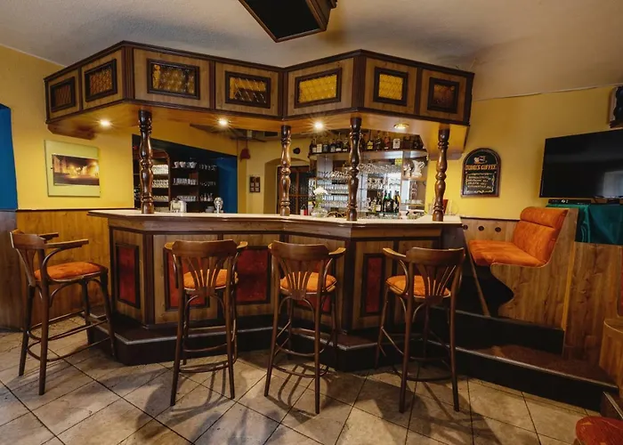 Taverna Яворник
